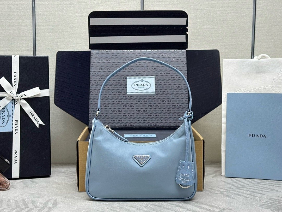 Prada Hobo2005 NE204 Hobo Shoulder Bag 001440