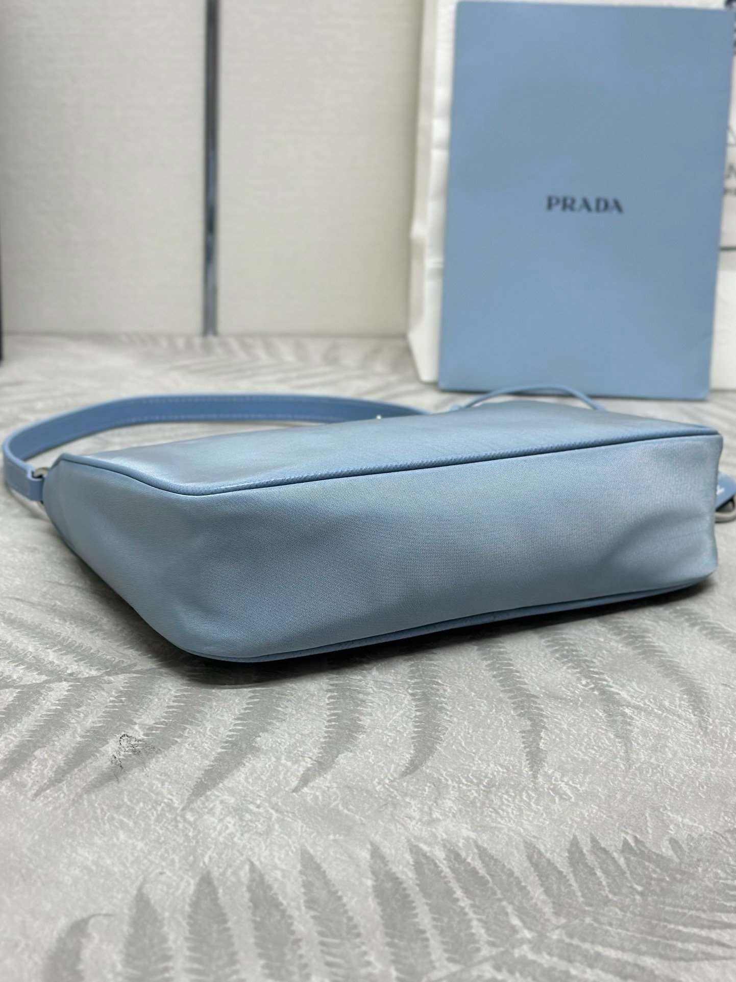 Prada Hobo2005 NE204 Hobo Shoulder Bag 001440
