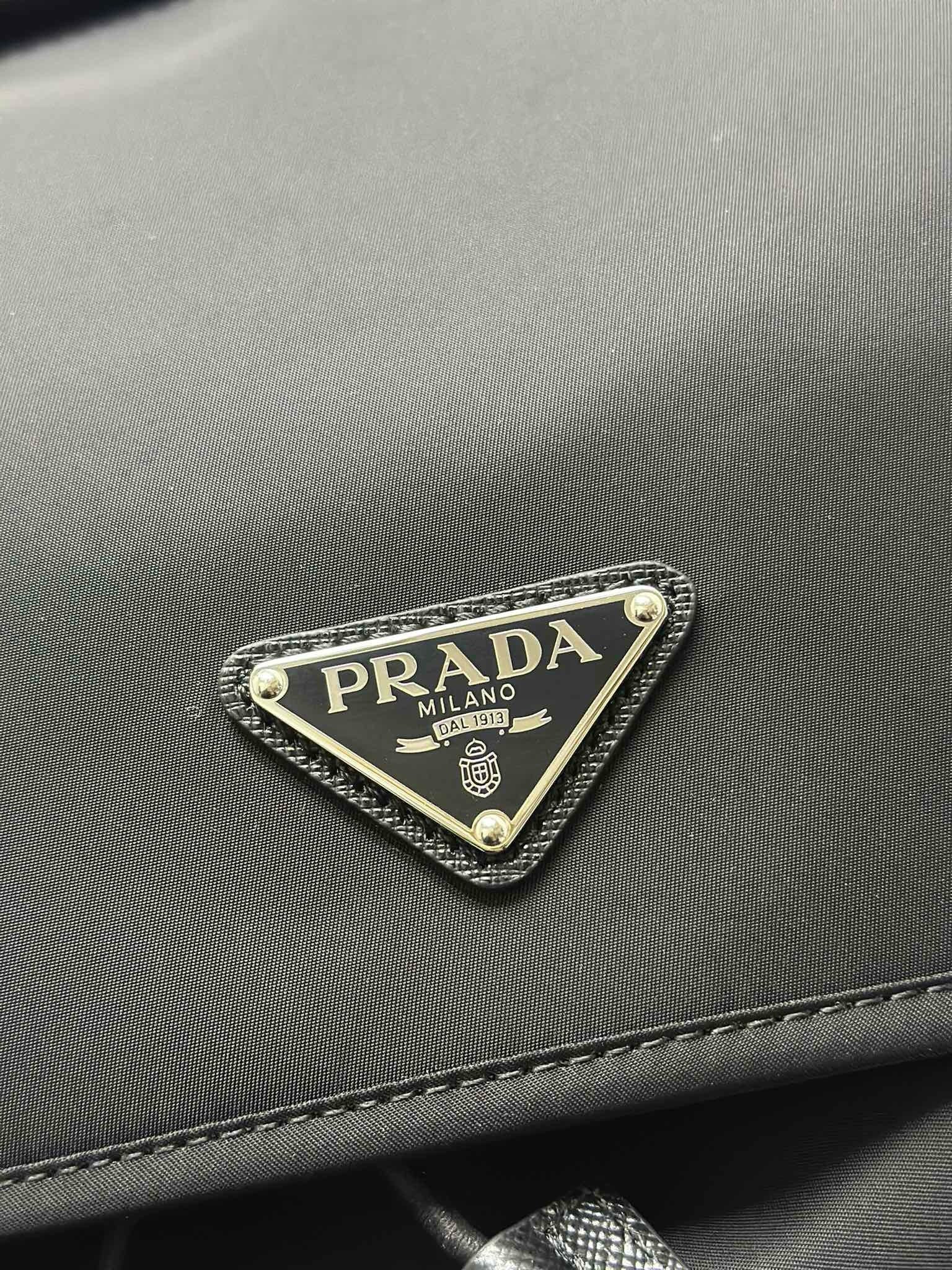 Prada VZ135 Backpack 001770