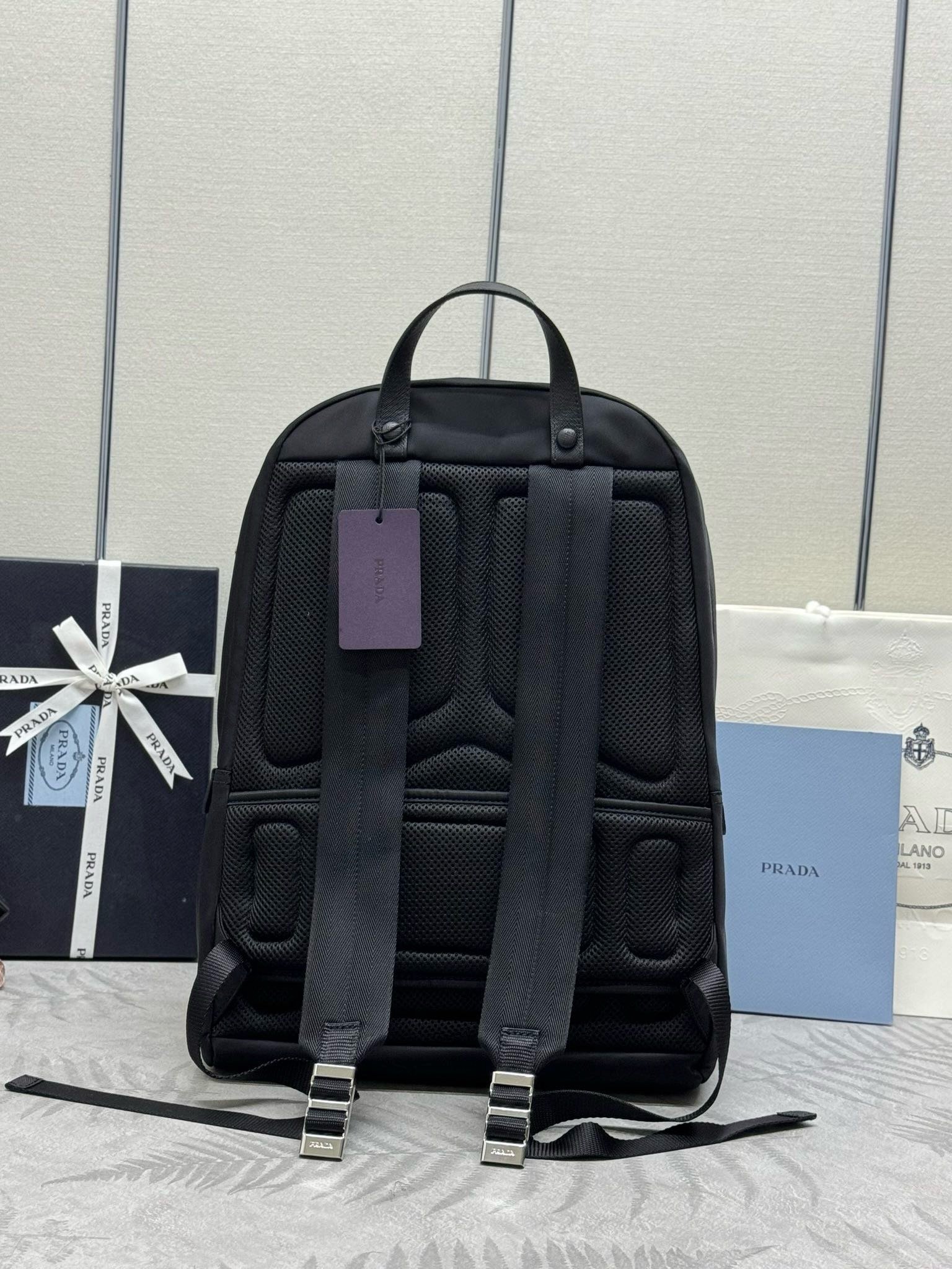 Prada VZ048 Saffiano Backpack 001770