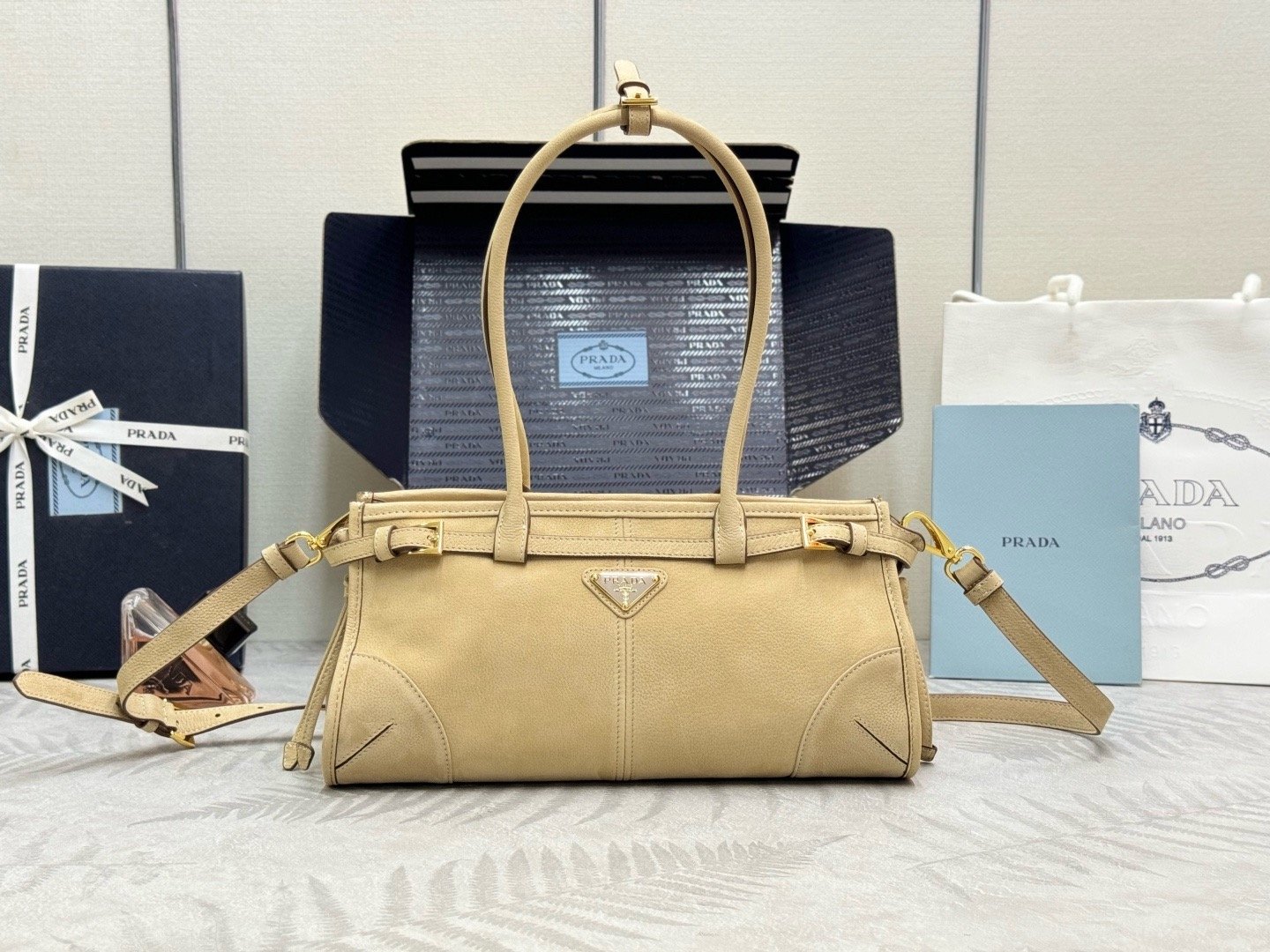 Prada Vintage BA426 Soft Lux New Season-3 001930