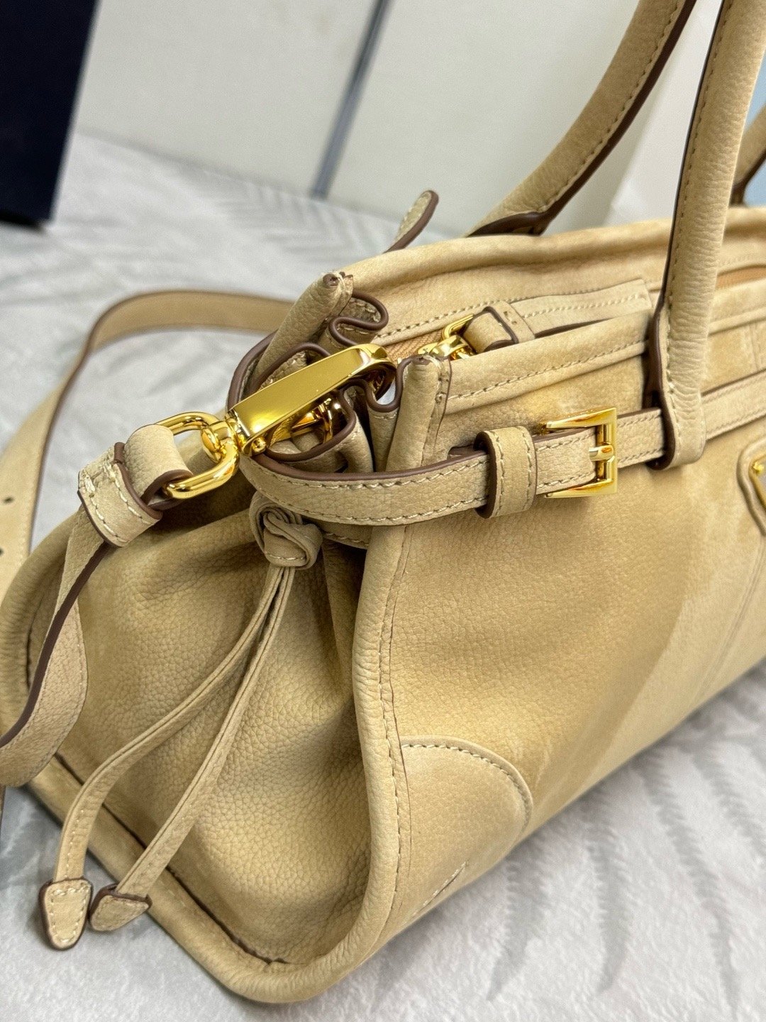 Prada Vintage BA426 Soft Lux New Season-3 001930