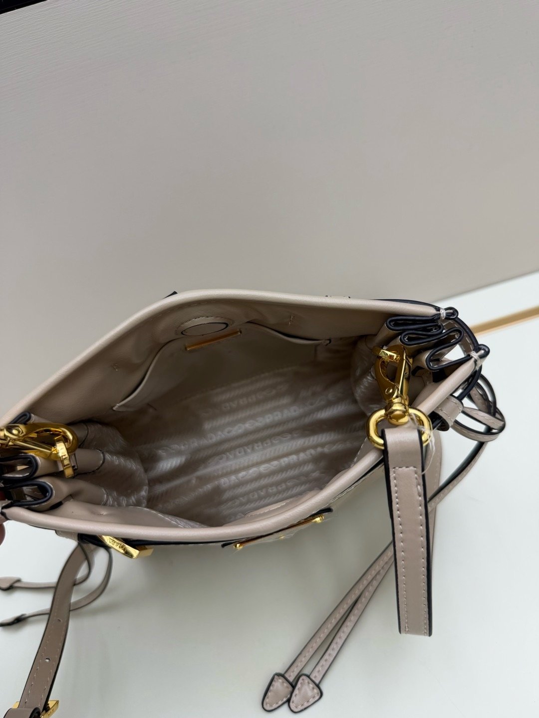Prada Vintage Sot Lux Bonnie Mini New SeasonMiniShoulder Bag-6 1BA229