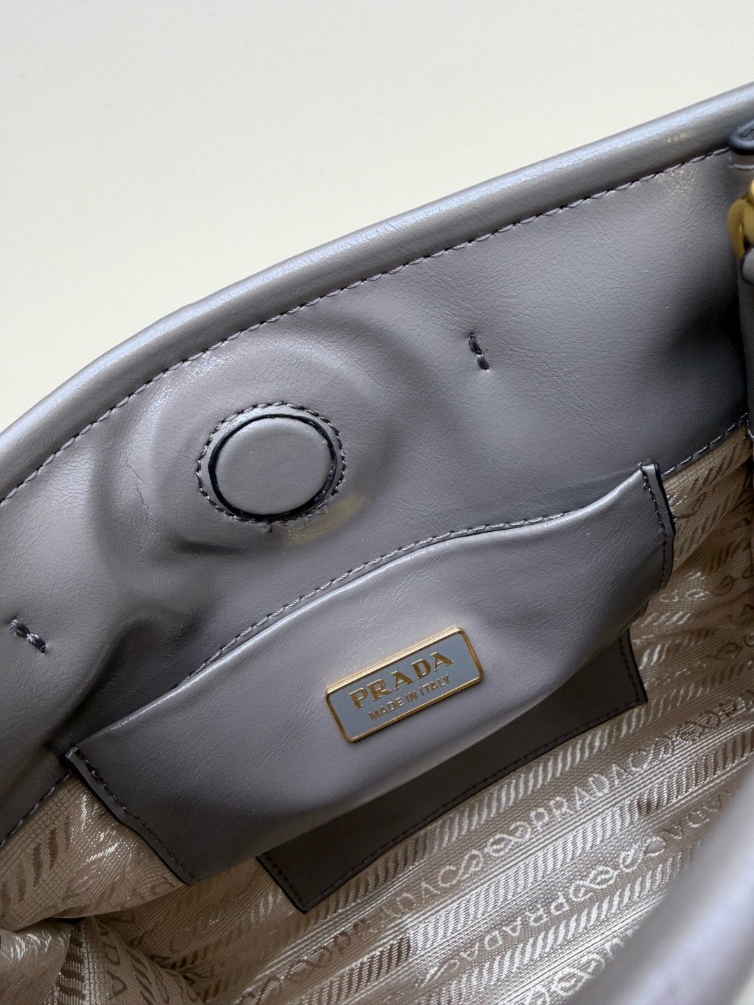 Prada Vintage Sot Lux Bonnie Mini New SeasonMiniShoulder Bag-1 1BA229