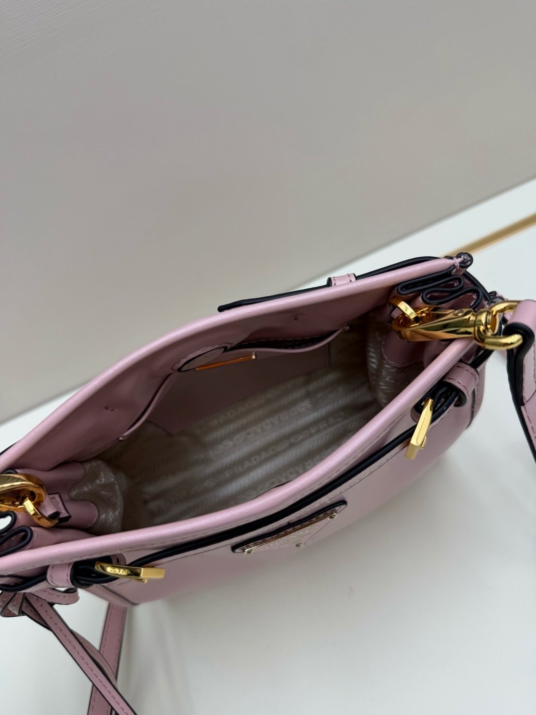 Prada Vintage Sot Lux Bonnie Mini New SeasonMiniShoulder Bag 1BA229