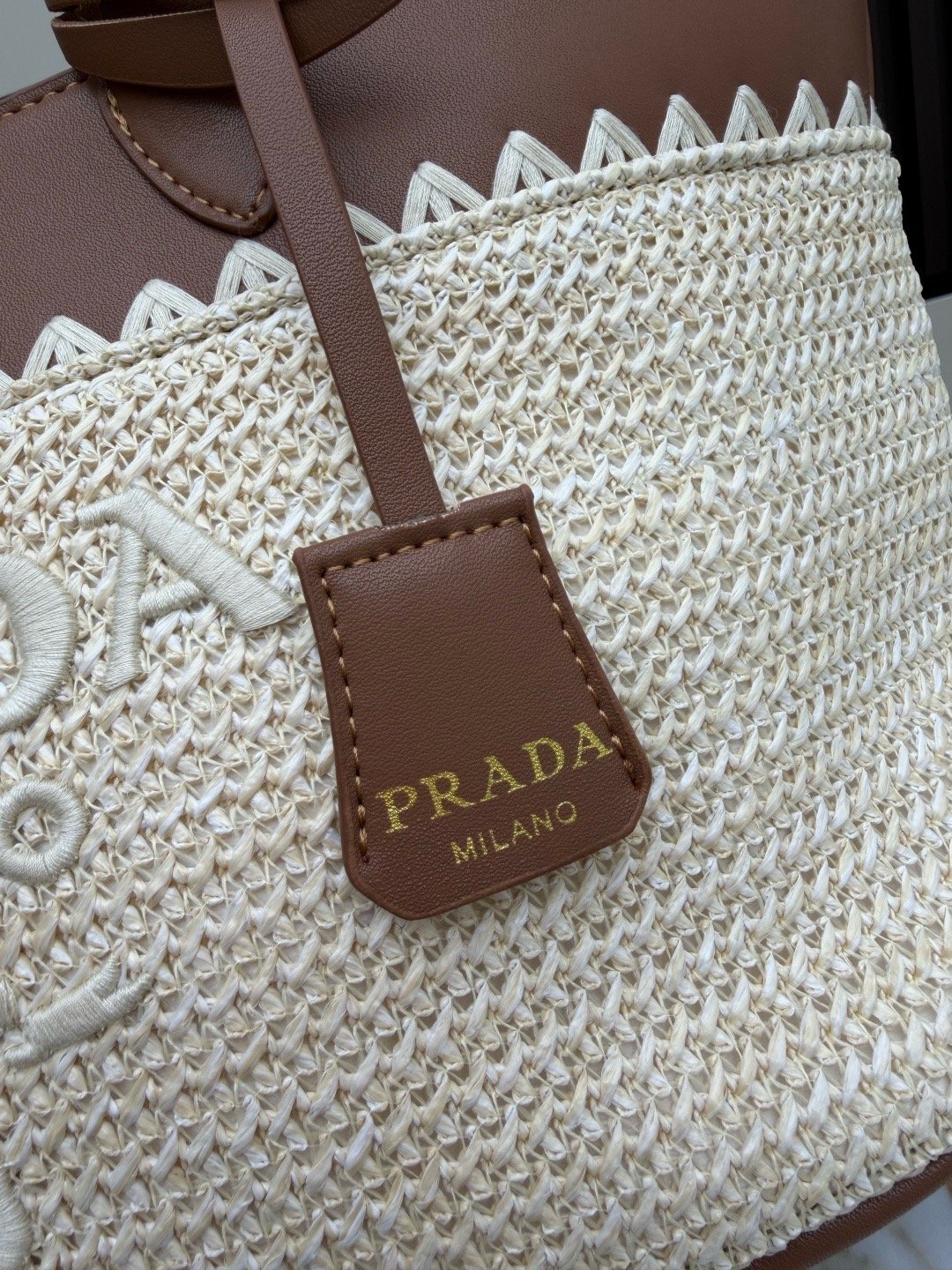 Prada New Season-1 001450