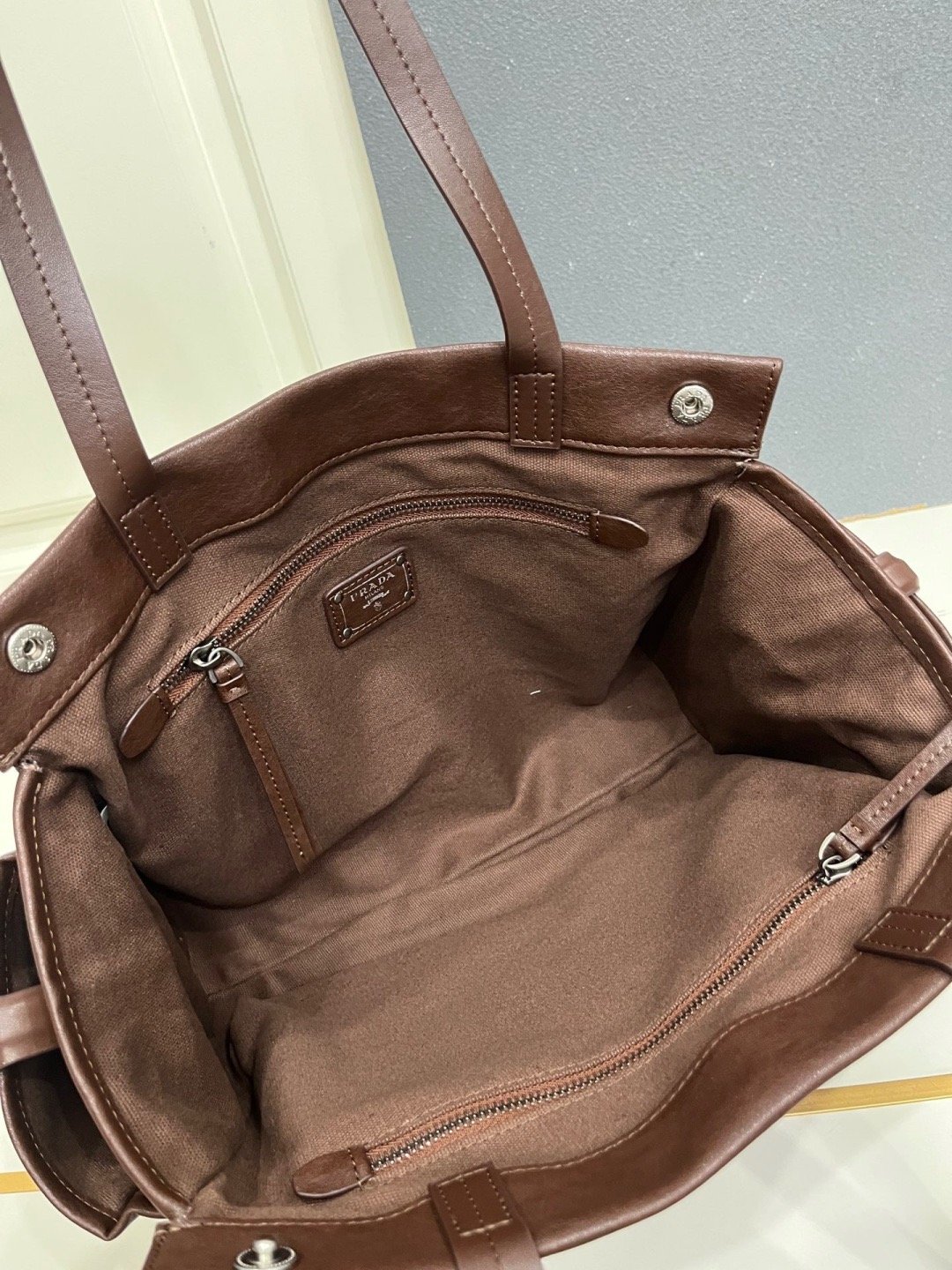 Prada Vintage route A645 New Arrival-1 001550