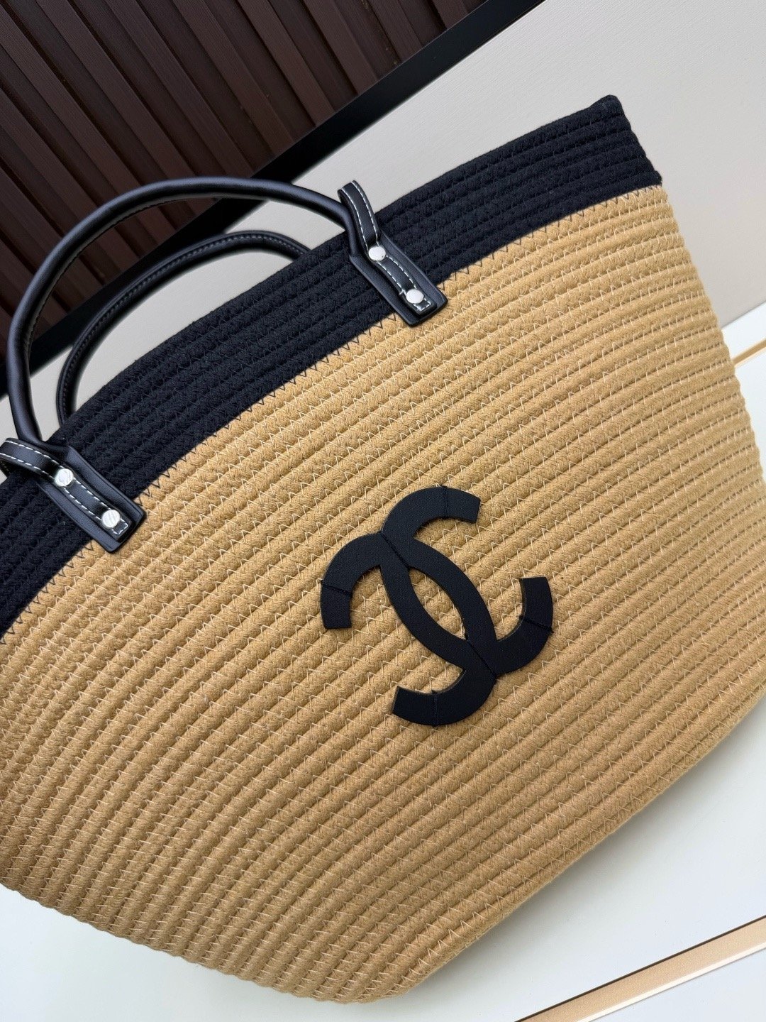 Chanel Black New Season 001430