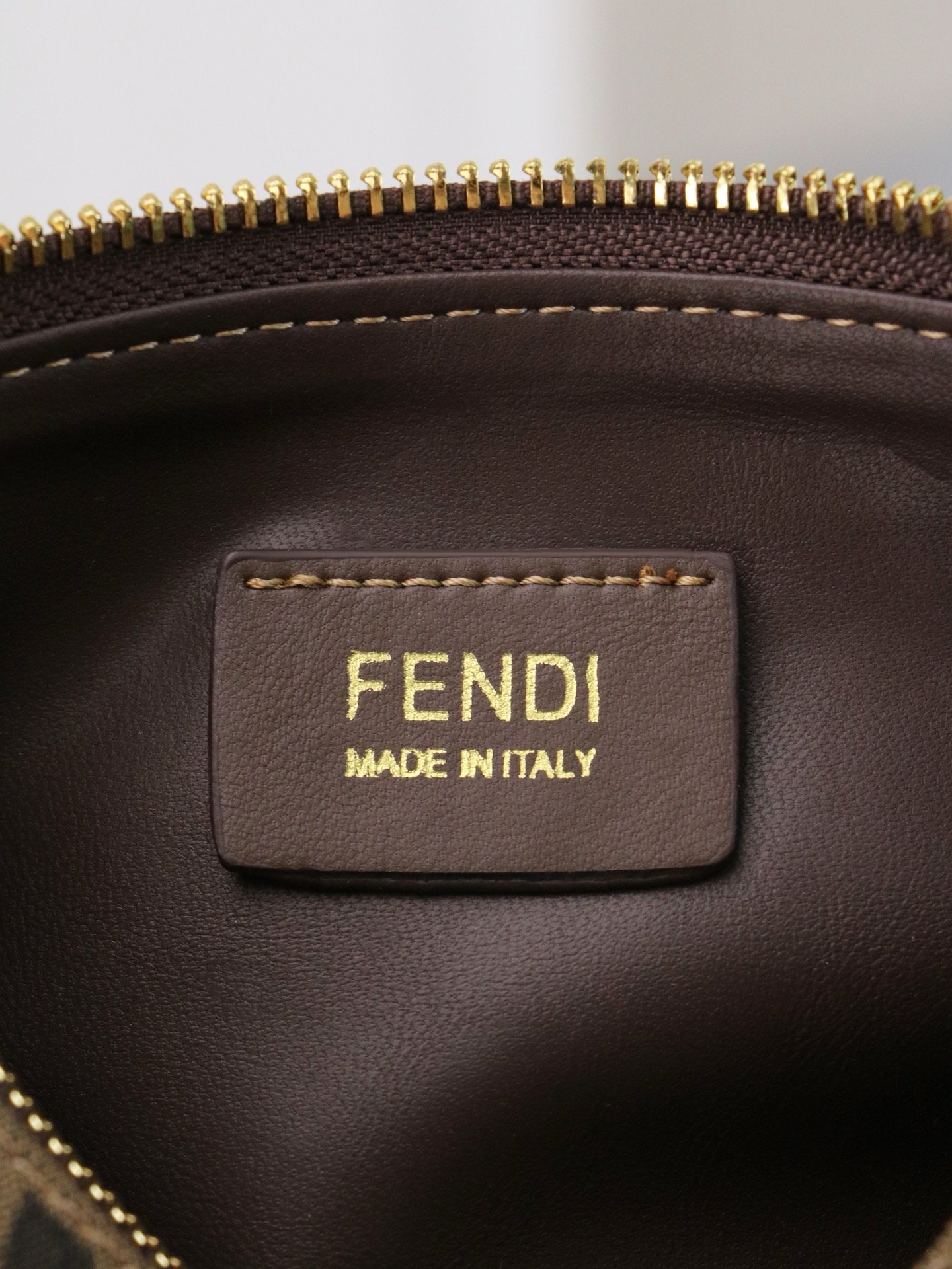 Fendi Vintage size x8x14 Small Underarm Bag 7725260