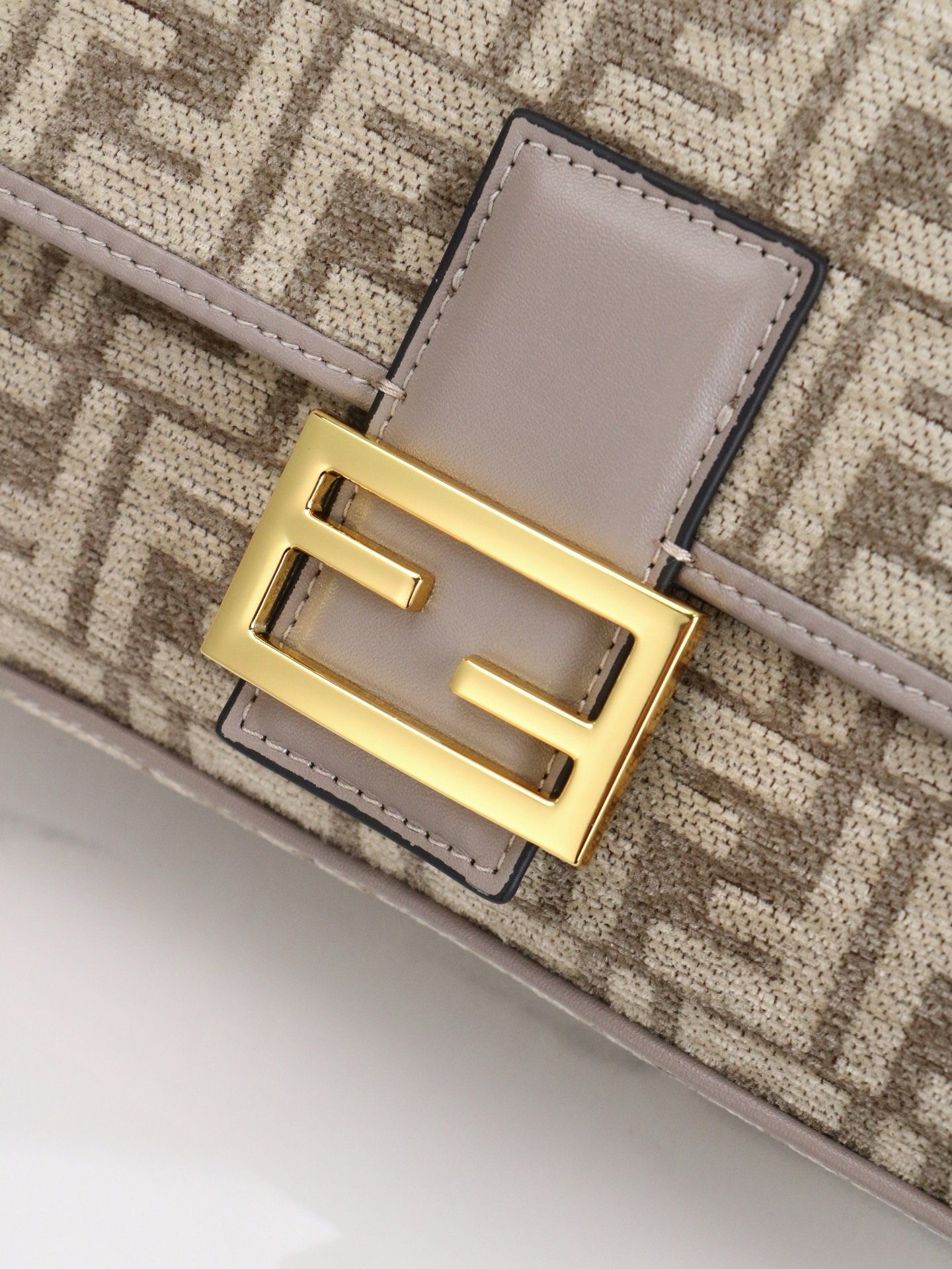 Fendi Vintage Iconic Baguette FF Medium Gold Top Handle Bag 001340
