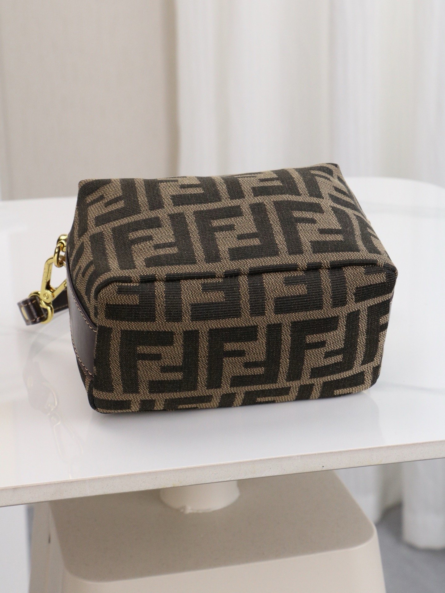 Fendi Canvas FEND1 FF Brown Bag 001270