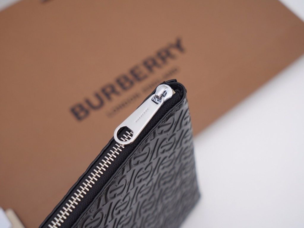 Burberry London Travel Bag 001310