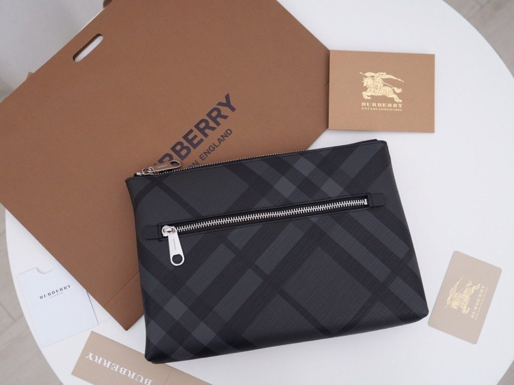 Burberry pvc London Bag 001330