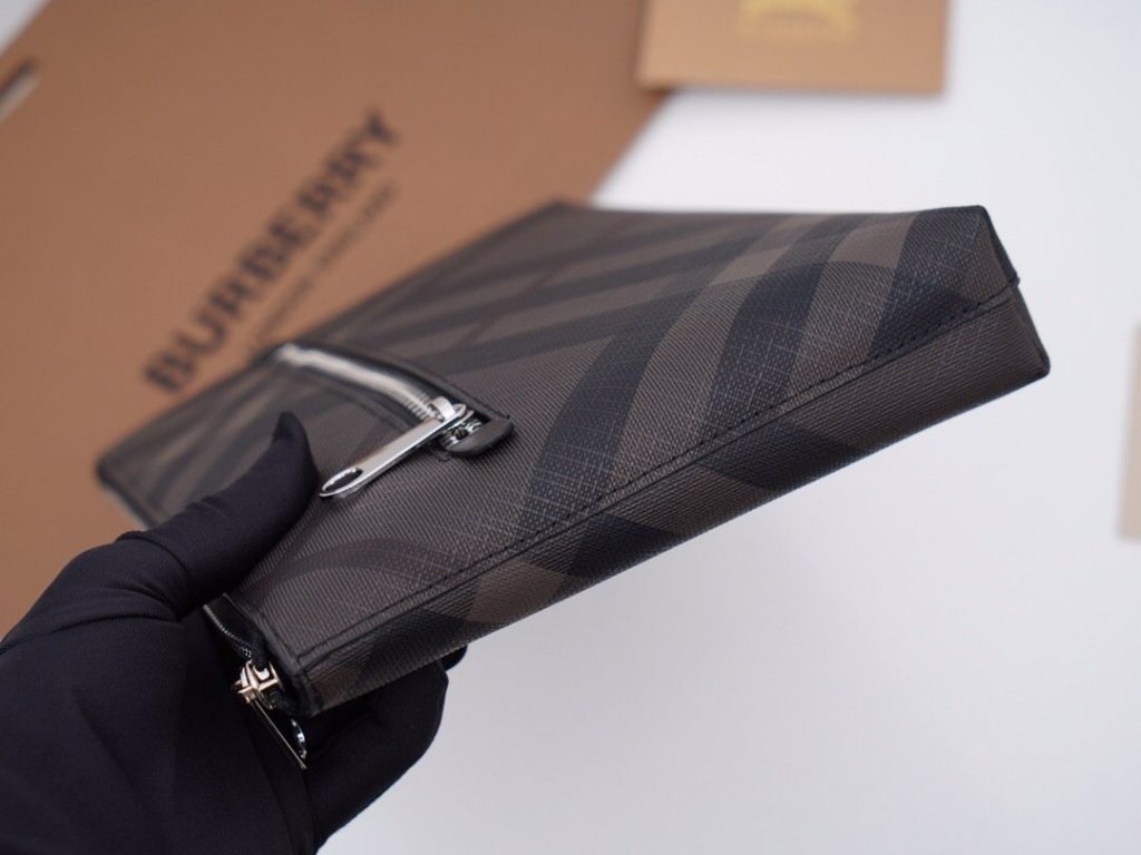 Burberry pvc London Bag 001330