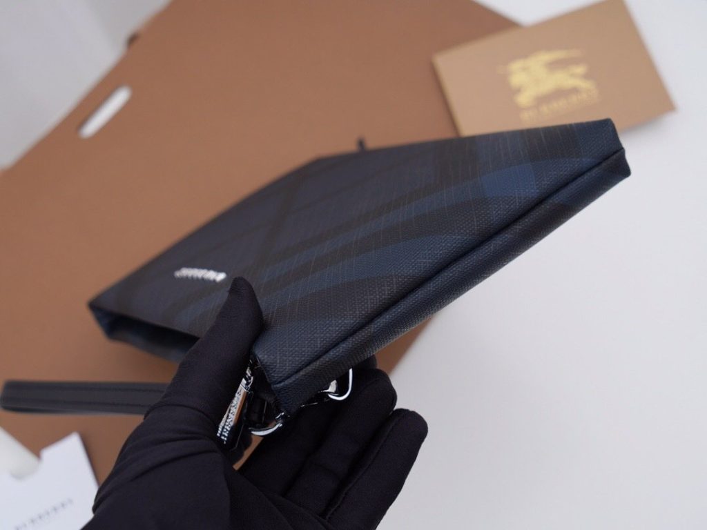 Burberry Blue Bag 001300