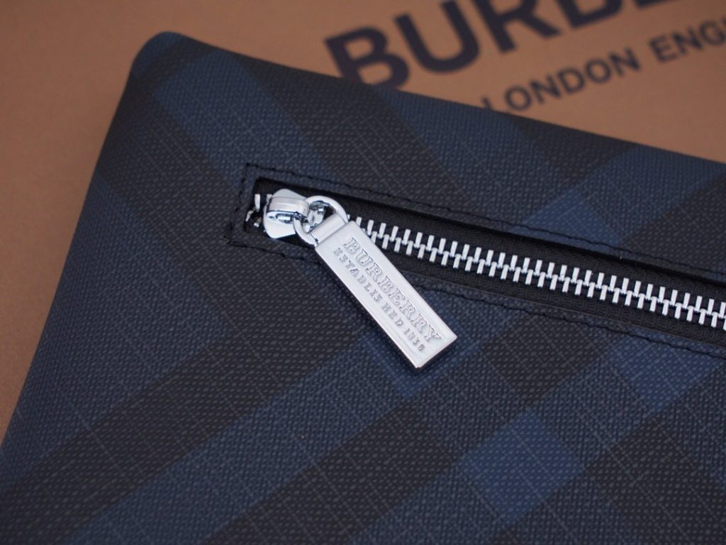 Burberry Blue Bag 001300