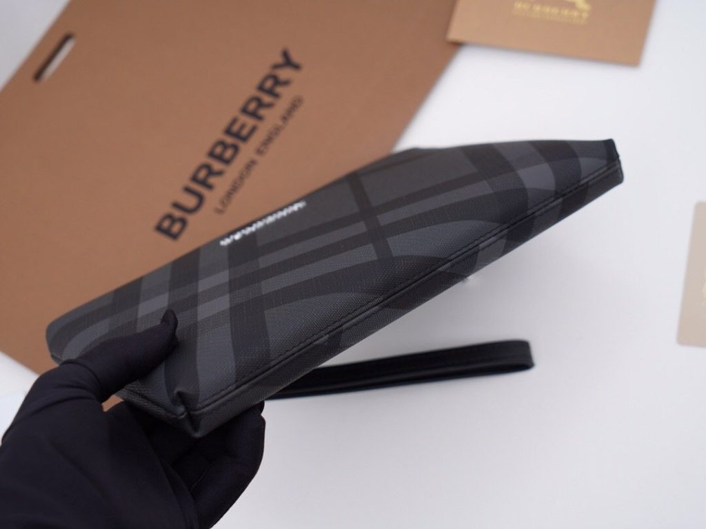 Burberry Blue Bag 001300