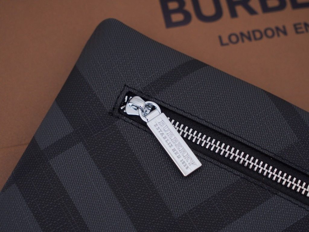 Burberry Blue Bag 001300