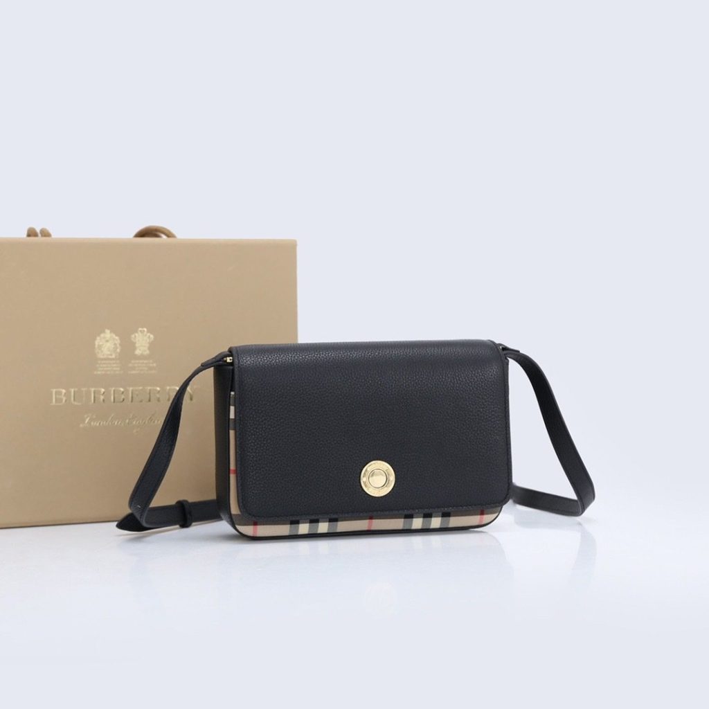 Burberry Vintage Backpack 001330