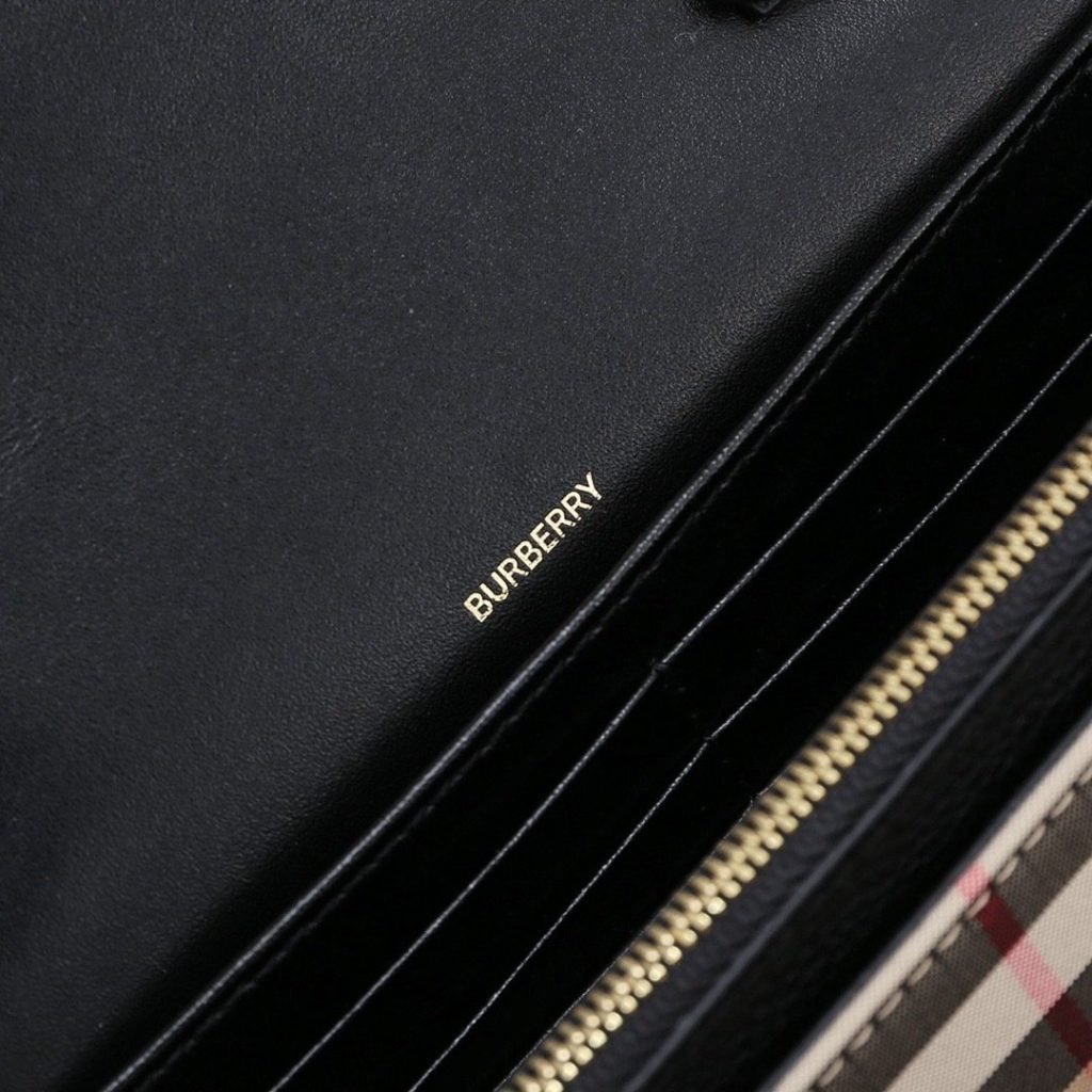 Burberry Vintage Backpack 001330