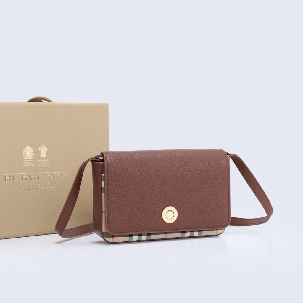 Burberry Vintage Backpack 001330