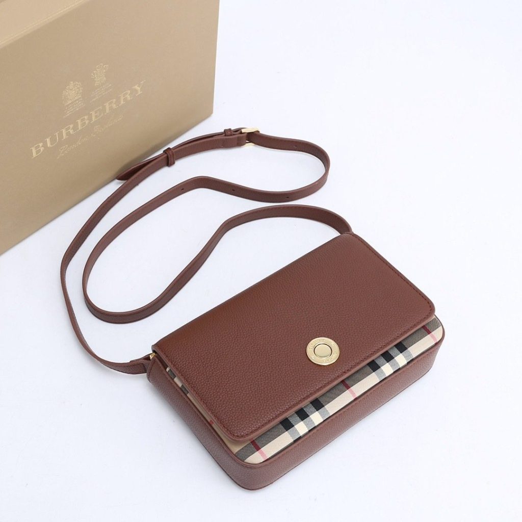 Burberry Vintage Backpack 001330