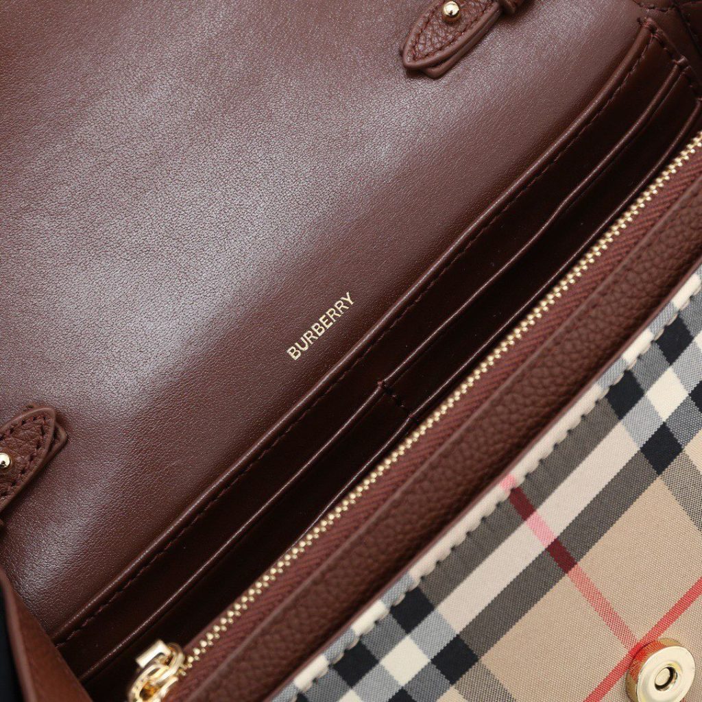 Burberry Vintage Backpack 001330