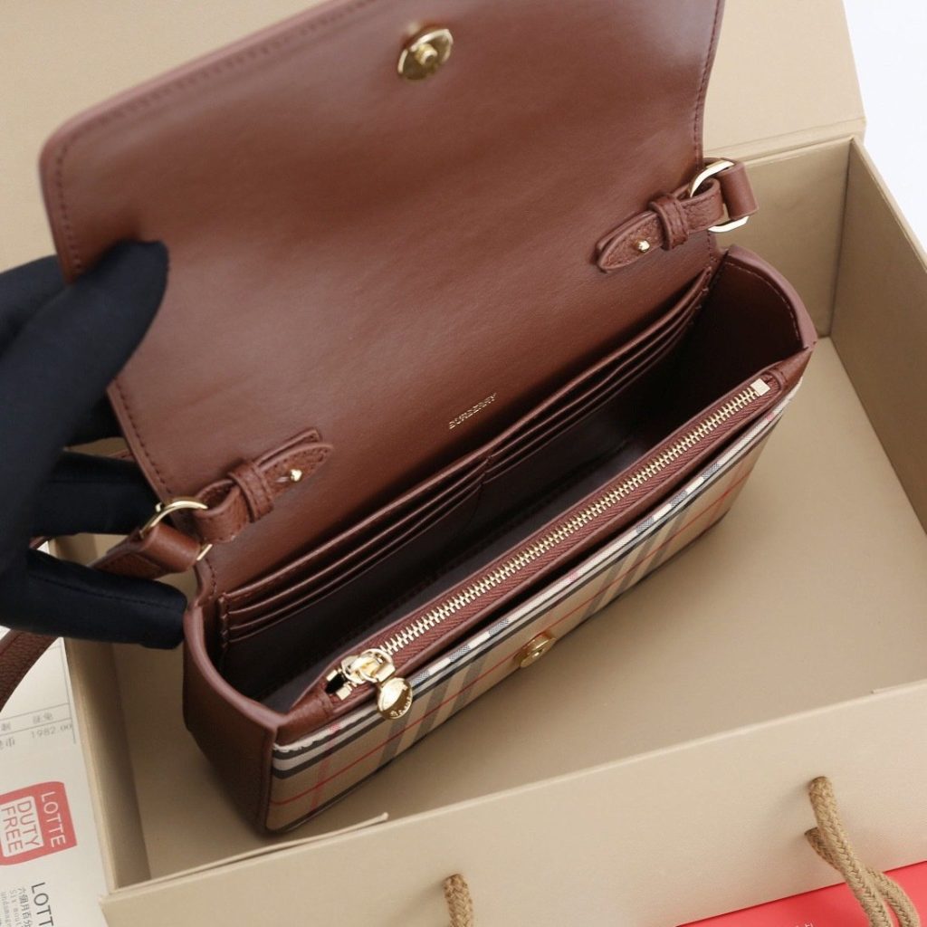 Burberry Vintage Backpack 001330