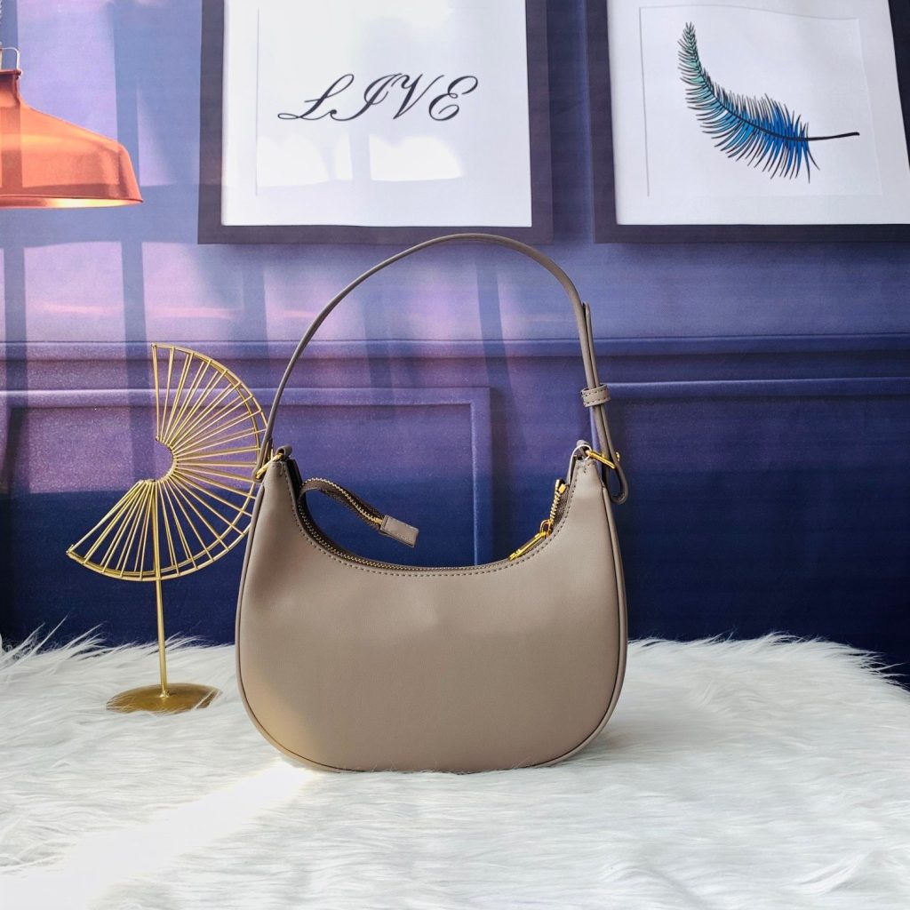 Celine C193953 cmX14cmX7cm Gray Underarm Bag C193953