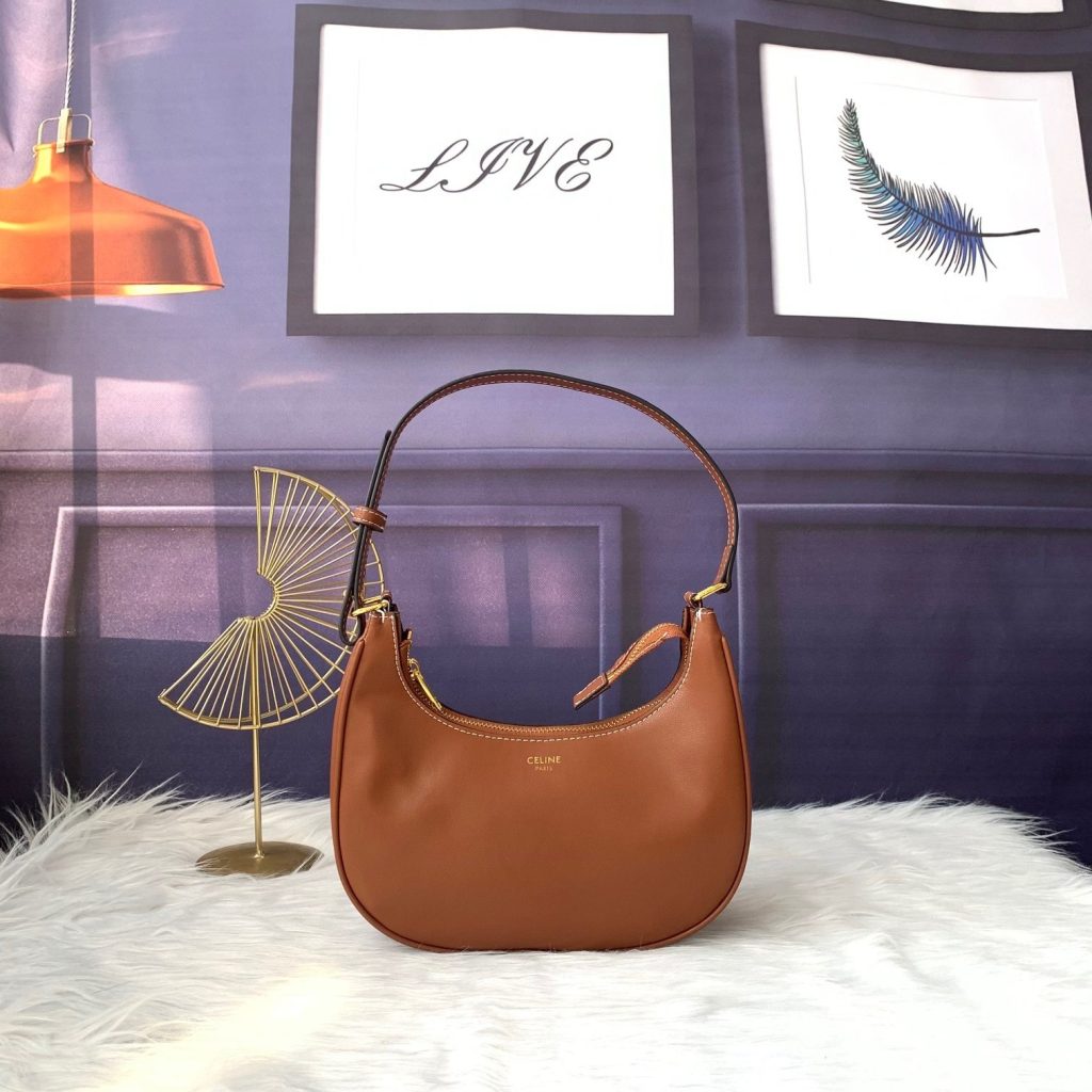 Celine C193953 cmX14cmX7cm Brown Underarm Bag C193953
