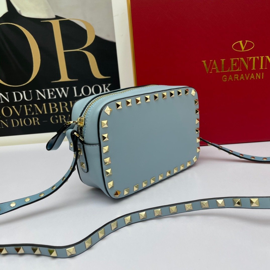 Valentino VLTN logo Gold Bag 001380