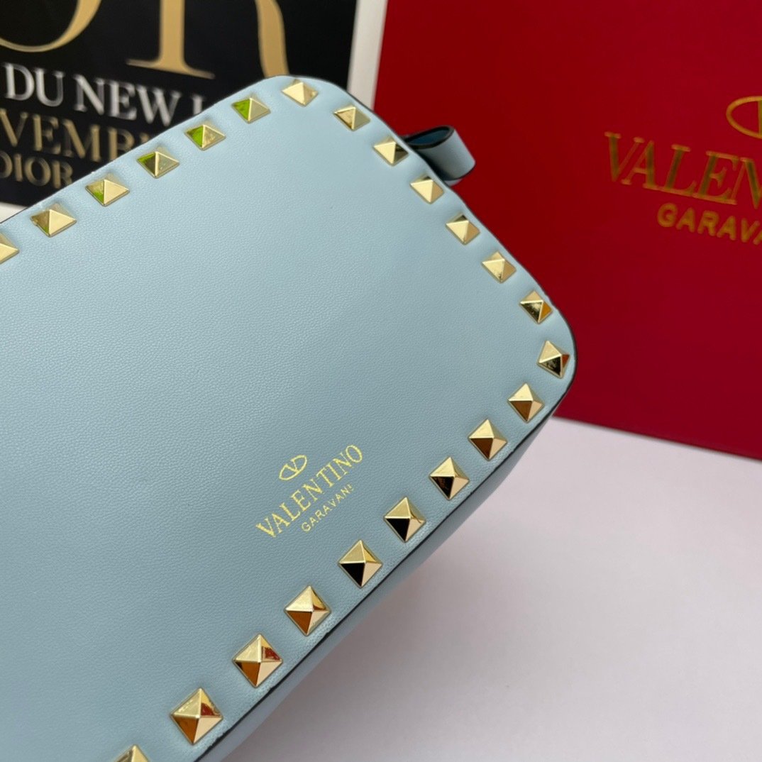 Valentino VLTN logo Gold Bag 001380