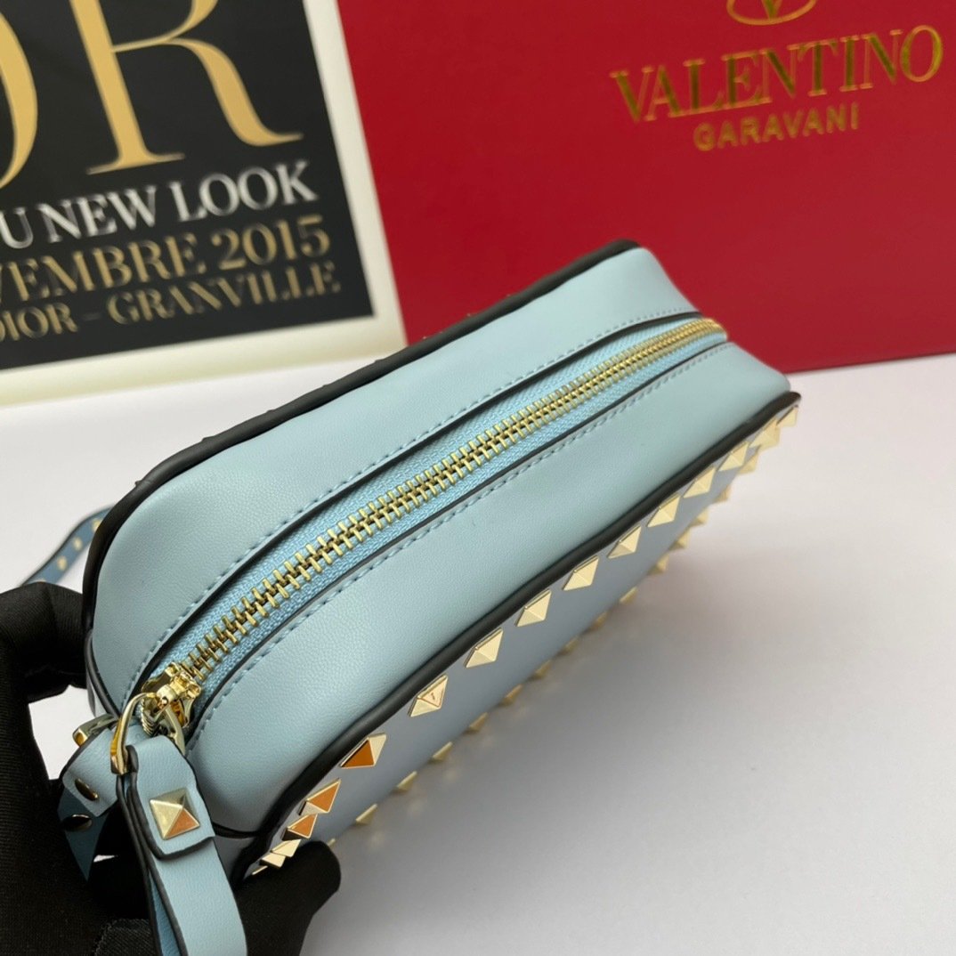 Valentino VLTN logo Gold Bag 001380