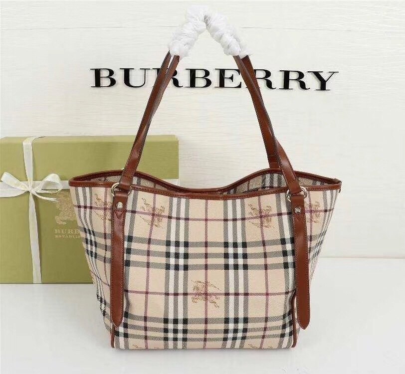 Burberry PVC Black Bag 22583