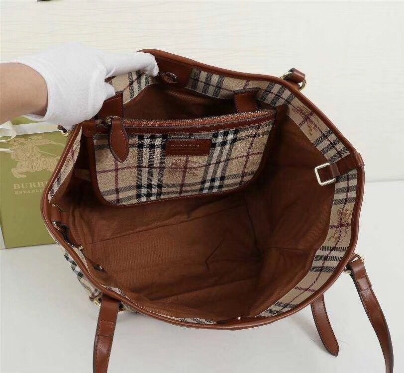 Burberry PVC Black Bag 22583