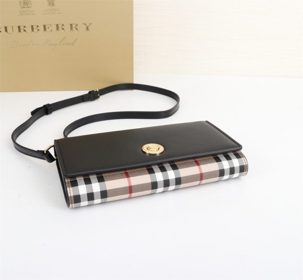 Burberry Black Top Handle Bag 001320