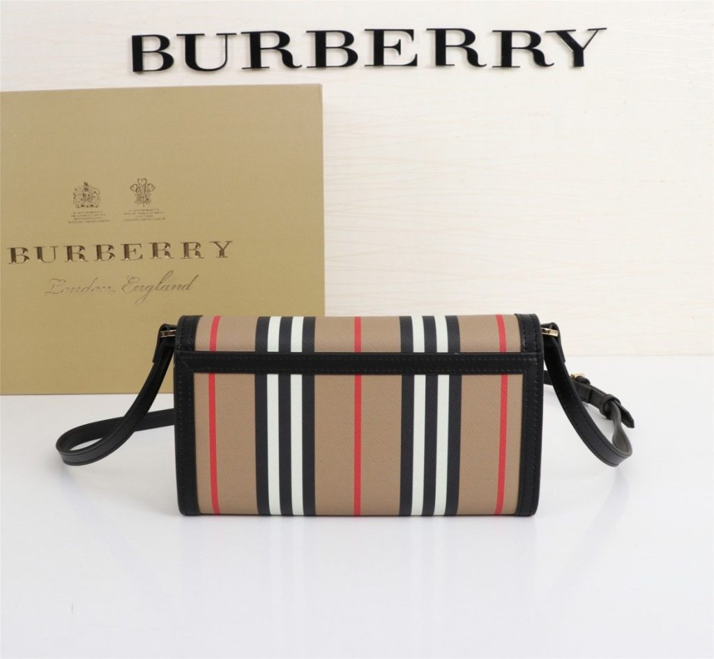Burberry Black Top Handle Bag 001320