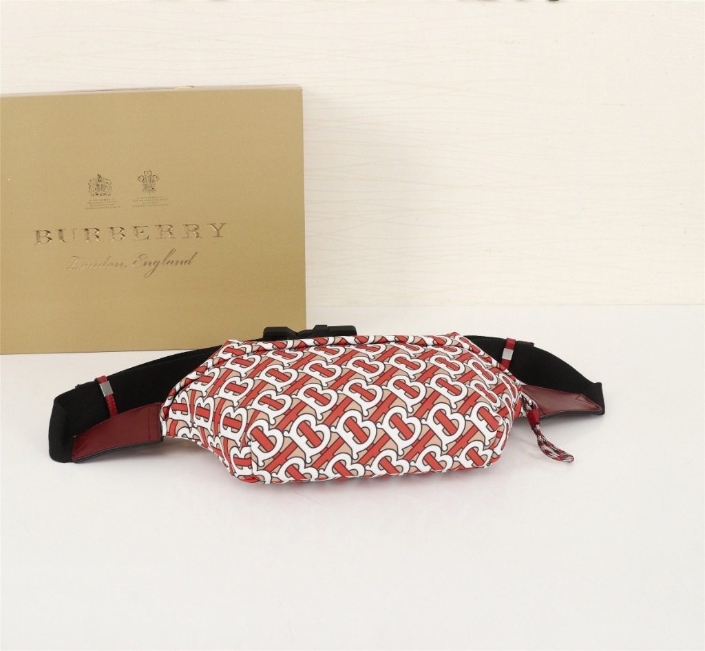 Burberry ECONYL Bag 40715