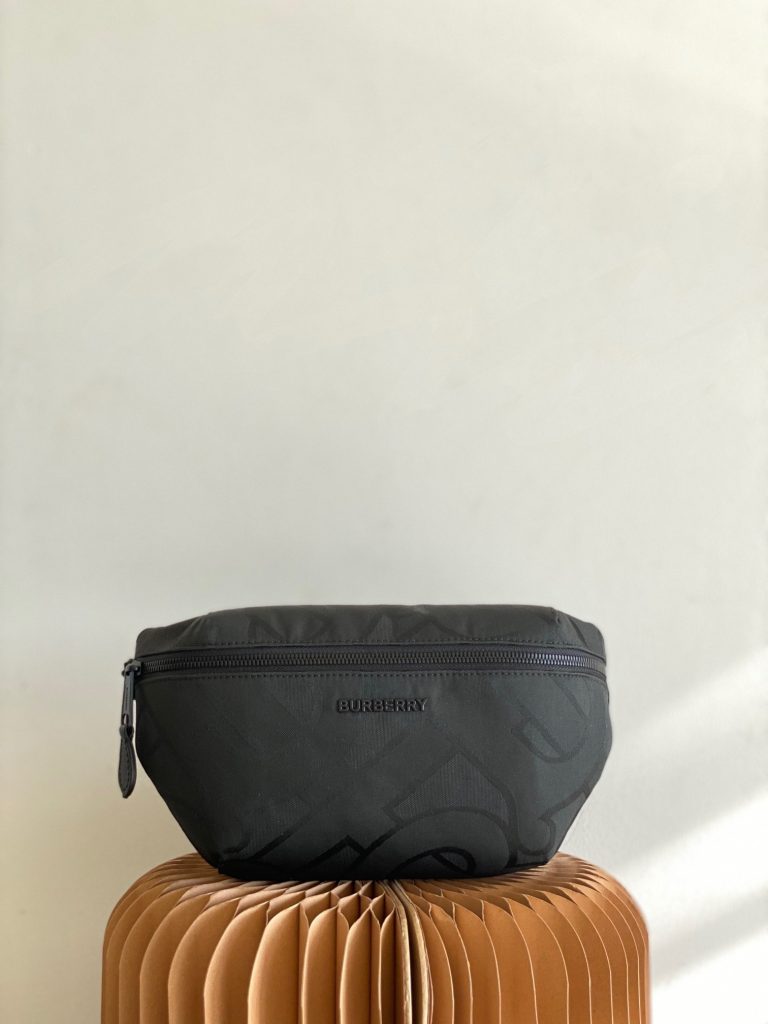 Burberry Canvas Bag 001320