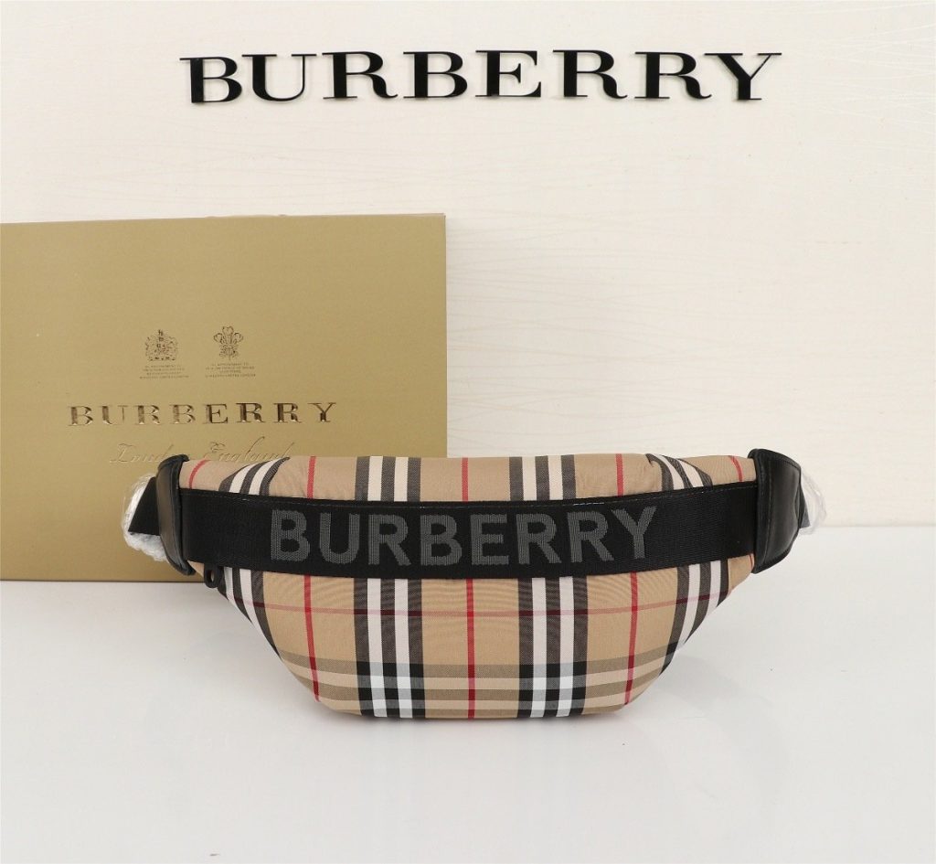 Burberry Crossbody Bag 001320