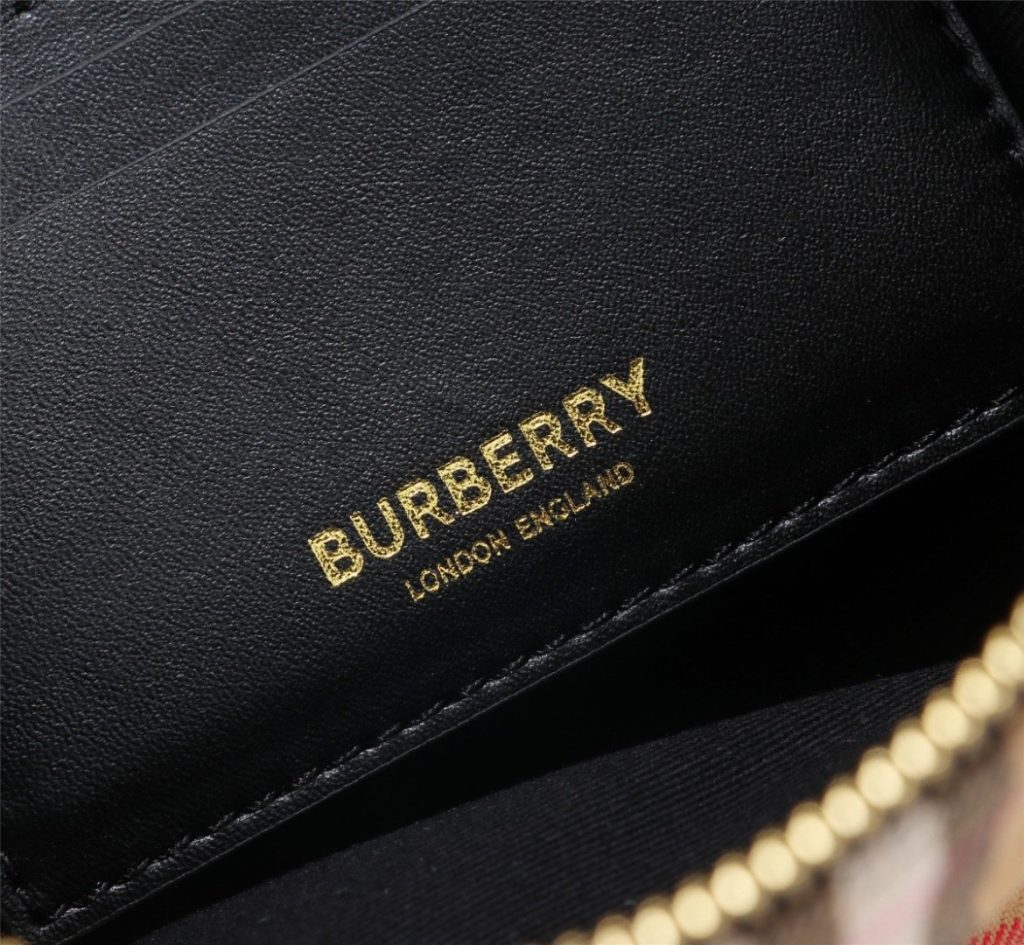 Burberry Vintage Bag 001290