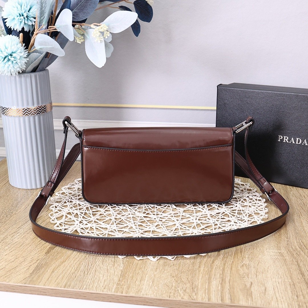 Prada Vintage Shoulder Bag 0835