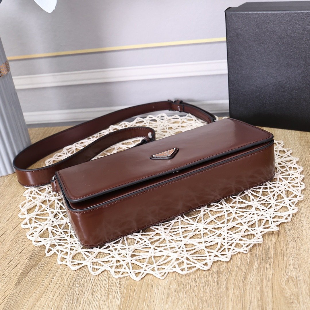 Prada Vintage Shoulder Bag 0835