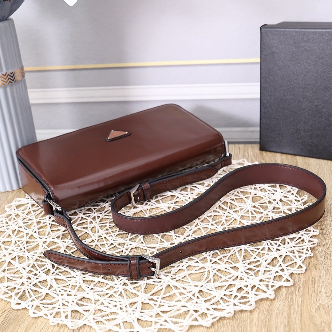 Prada Vintage Shoulder Bag 0835