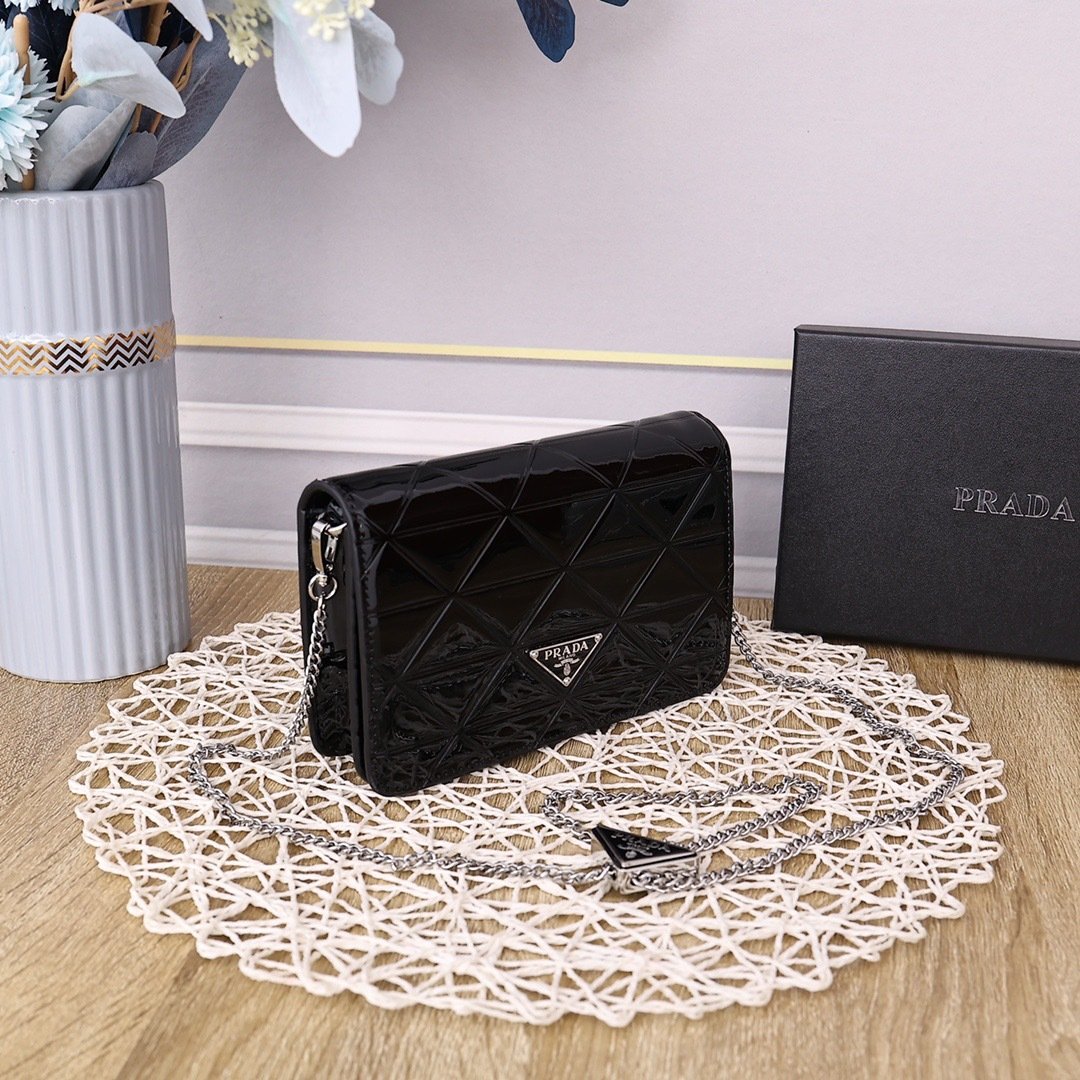 Prada Mario Shoulder Bag 0833