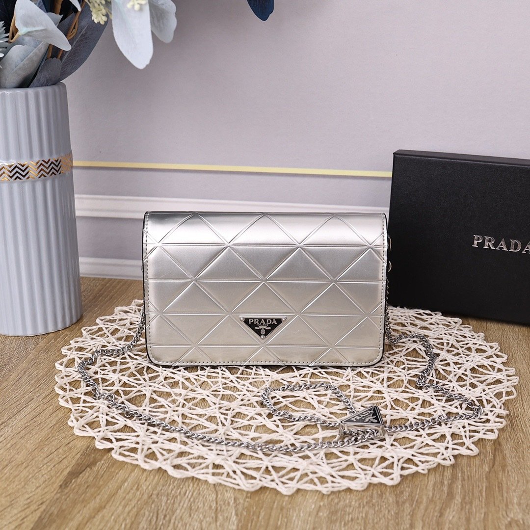 Prada Mario Shoulder Bag 0833