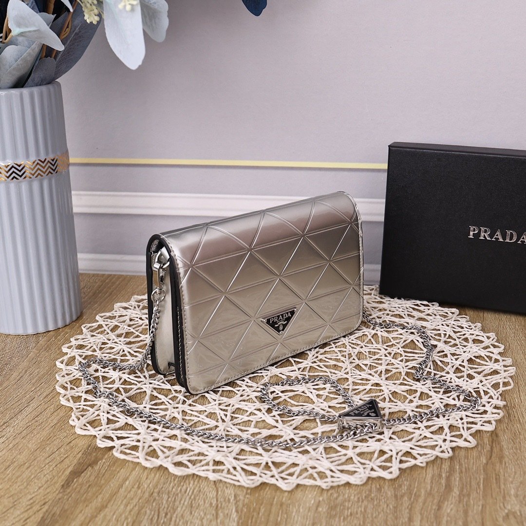 Prada Mario Shoulder Bag 0833