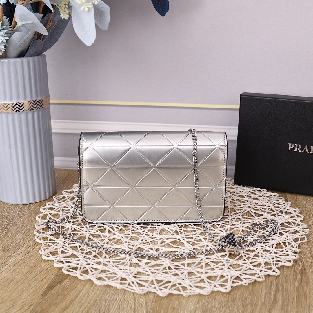 Prada Mario Shoulder Bag 0833