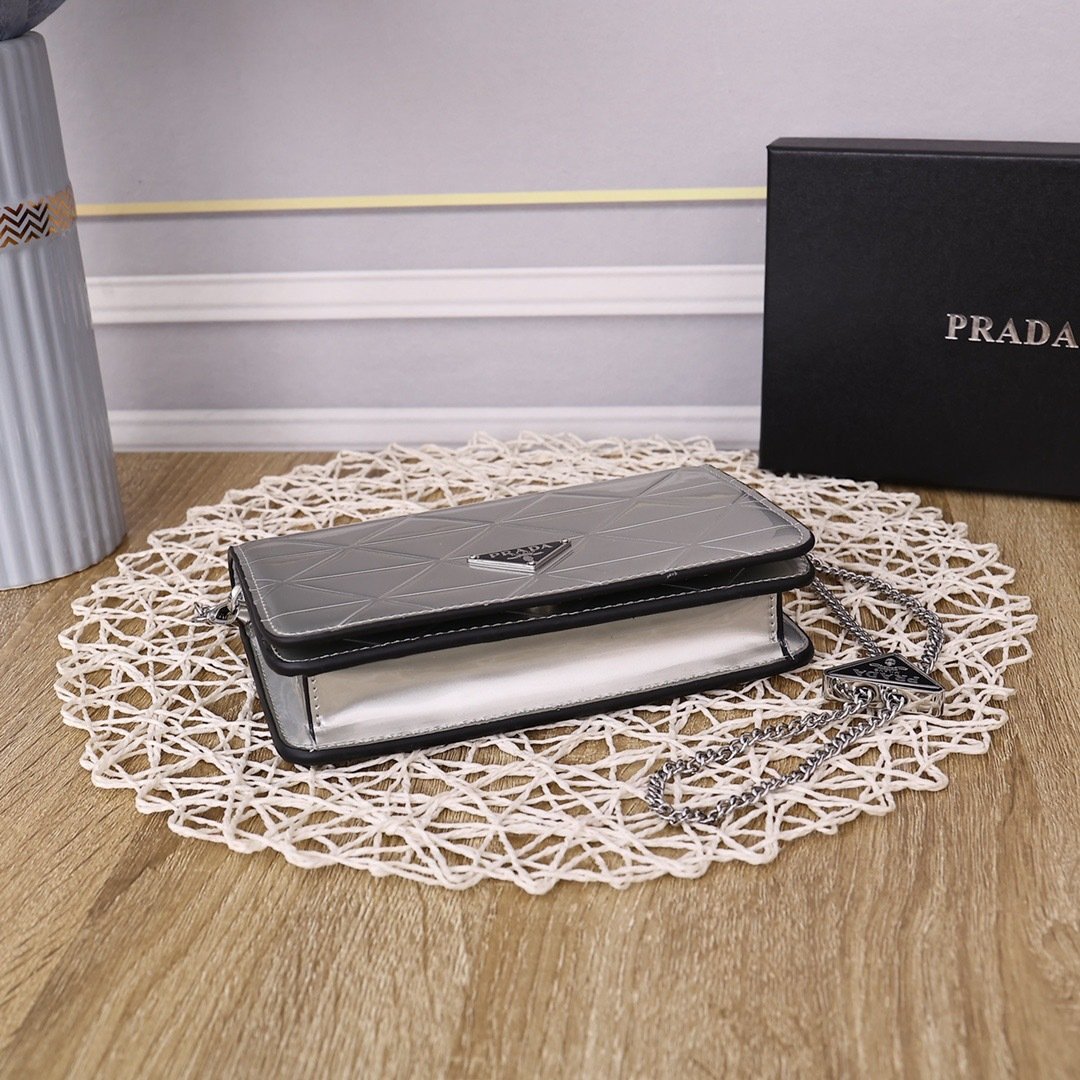 Prada Mario Shoulder Bag 0833