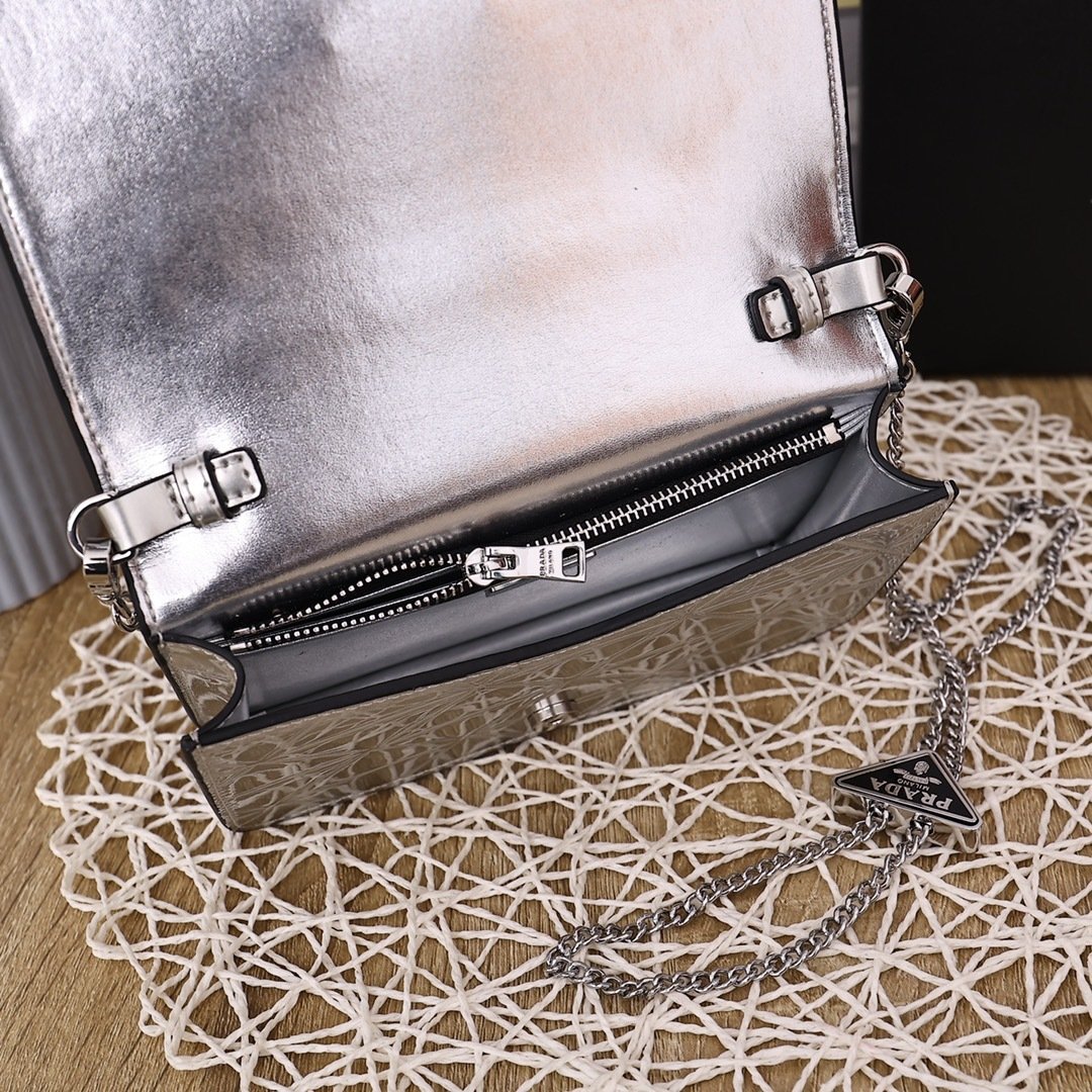 Prada Mario Shoulder Bag 0833